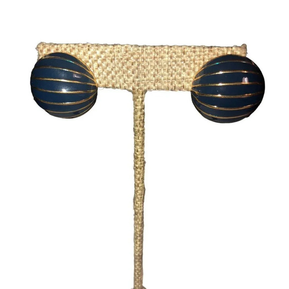 Vintage NAPIER Pierced Navy & Gold Ribbed Button Earrings Pierced Round Ribbed - Picture 2 of 7